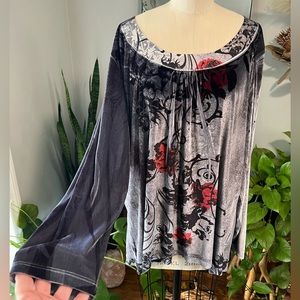 Romantic Valentines Date Top Velvet Silver with Roses Avenue Stretch 22/24
